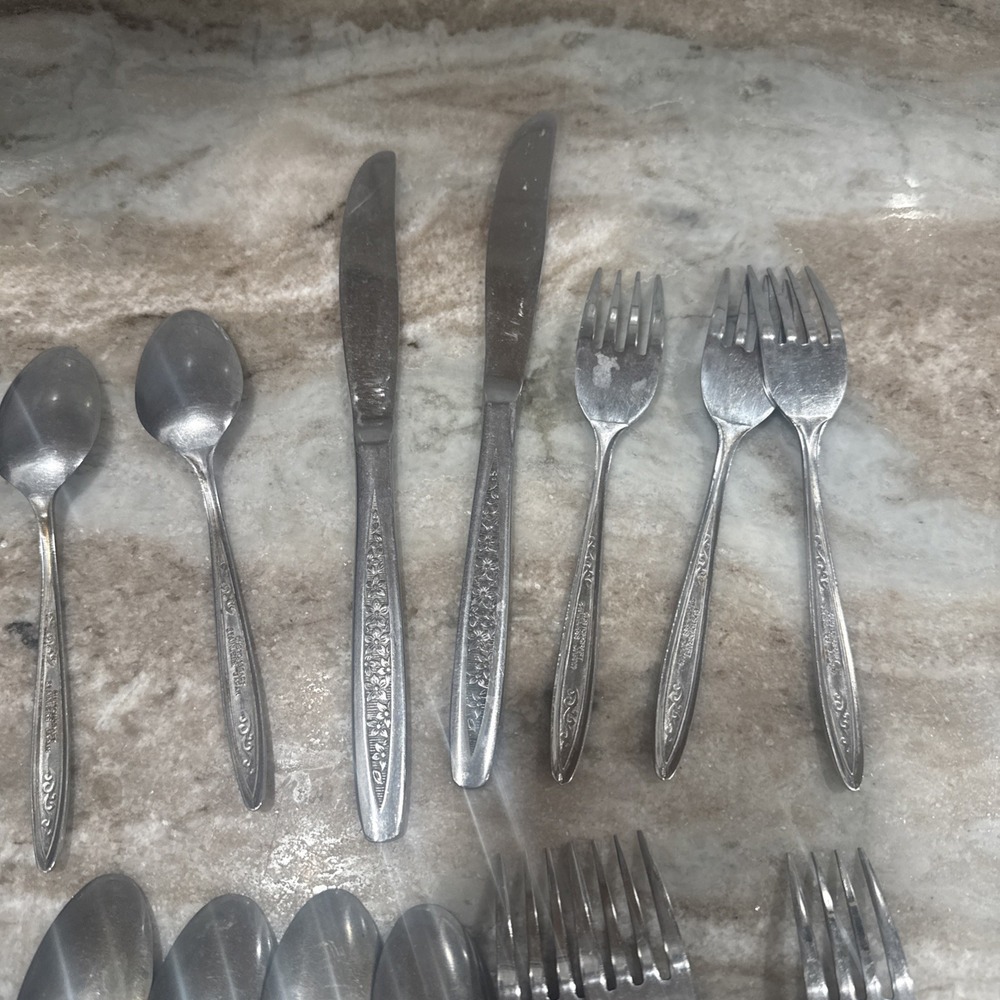 Vintage Customcraft CUS5 Japan Stainless Steel Flatware 20 Pc Fork Spoon Knife - Picture 11 of 13